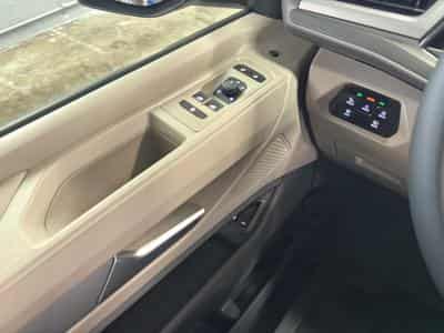 VW T7 MULTI (2026) - Photo 14