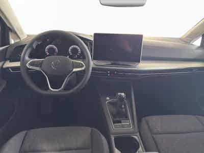 VW Golf LIFE (2026) - Photo 2
