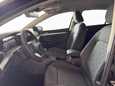 VW Golf LIFE (2026) - Photo 9