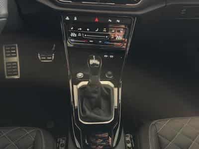 VW T-Roc R-LINE (2026) - Photo 12