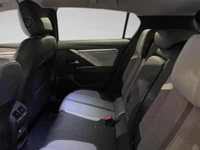 Opel Astra 1.2 Turbo 81kW S/S Elegance (2023) - Photo 11