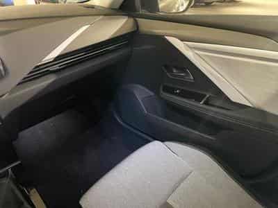 Opel Astra 1.2 Turbo 81kW S/S Elegance (2023) - Photo 9