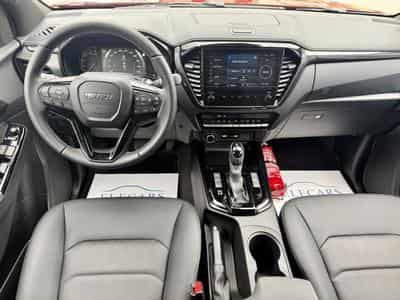 Isuzu D-Max Double Cab V-CROSS 1.9 D 163 4x4 (2026) - Foto 8