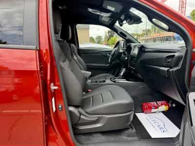 Isuzu D-Max Double Cab V-CROSS 1.9 D 163 4x4 (2026) - Foto 9