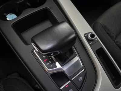 Audi A4 TDI AVANT S-TRONIC 163CV (2020) - Photo 14