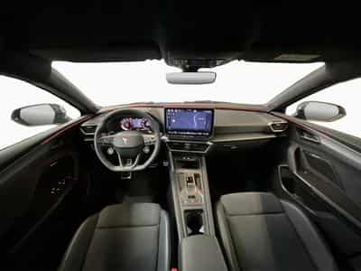 Cupra Leon TDI+DSG+Sennheiser+Pure-Perf.+Dynamic-Design (2025) - Photo 2