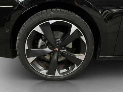 Cupra Leon TDI+DSG+Sennheiser+Pure-Perf.+Dynamic-Design (2025) - Photo 8
