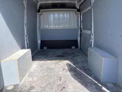 Opel Movano 35 2.2 Turbo D S/S VI-E 140 MT6 L2 (2023) - Photo 10