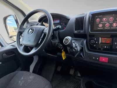 Opel Movano 35 2.2 Turbo D S/S VI-E 140 MT6 L2 (2023) - Photo 6