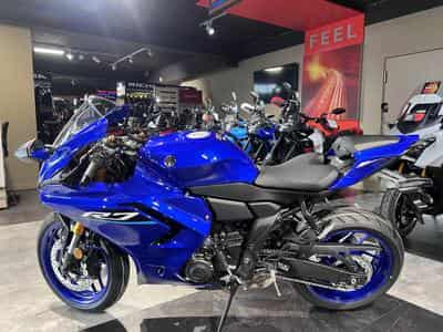 Yamaha R7 (2026) - Photo 4