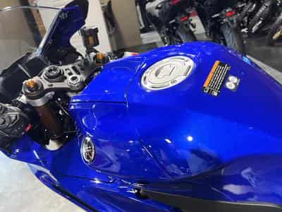 Yamaha R7 (2026) - Photo 6