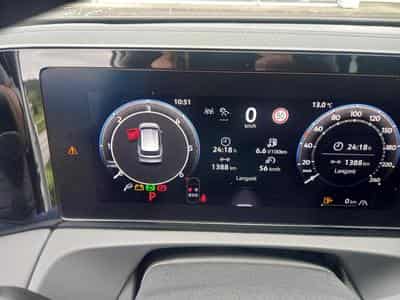 VW Tiguan R-Line 2.0 TDI (2025) - Photo 3