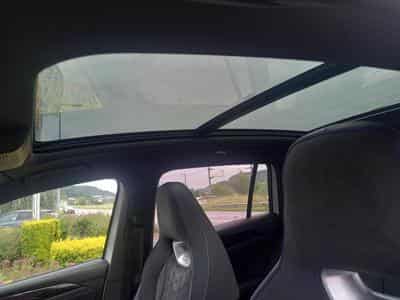 VW Tiguan R-Line 2.0 TDI (2025) - Photo 5