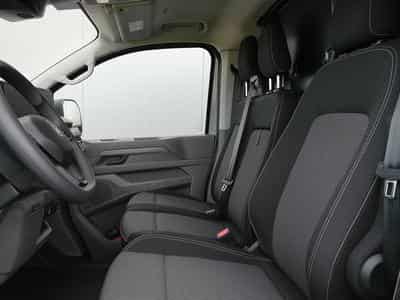 VW T7 BEV 100 kW RWD KR (2026) - Photo 7