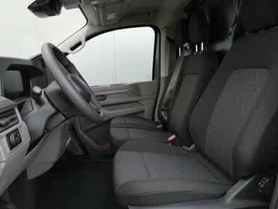 VW T7 BEV 100 kW RWD LR (2026) - Photo 4