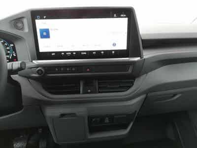 VW T7 BEV 100 kW RWD LR (2026) - Photo 7