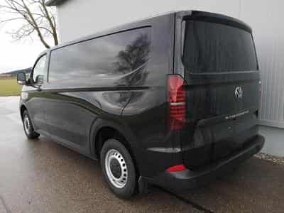 VW T7 BEV 100 kW RWD LR (2026) - Photo 2