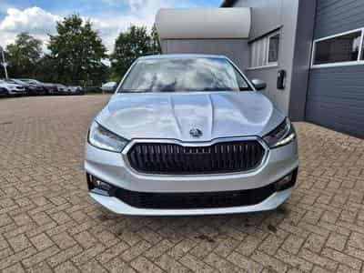 Skoda Fabia 1.0 TSI 115PS (2025) - Photo 8