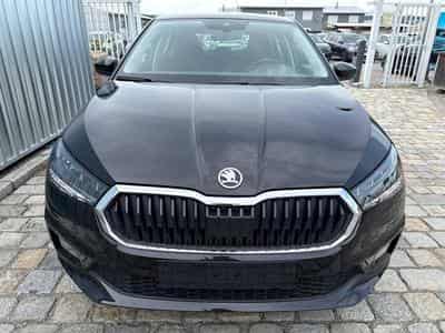 Skoda Fabia Selection 1.0 TSI (2026) - Foto 2