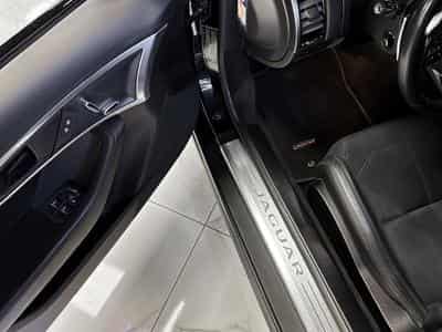 Jaguar F-Type P300 - full service (2021) - Photo 14
