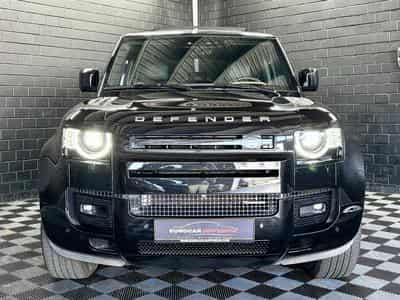 Land-Rover Defender 90 D300 X-Dynamic HSE (2023) - Foto 2