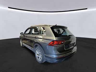 VW Tiguan Life 1.5 TSI 150 CV DSG7 *7 PLACES *ATTELAGE* *HAYON* (2025) - Foto 4