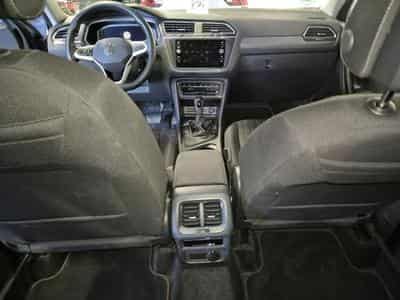 VW Tiguan Life 1.5 TSI 150 CV DSG7 *7 PLACES *ATTELAGE* *HAYON* (2025) - Foto 7