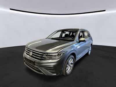 VW Tiguan Life 1.5 TSI 150 CV DSG7 *7 PLACES *ATTELAGE* *HAYON* (2025) - Foto 1