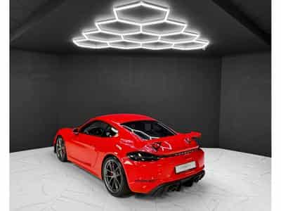 Porsche Cayman 718 GT4 (2020) - Photo 3