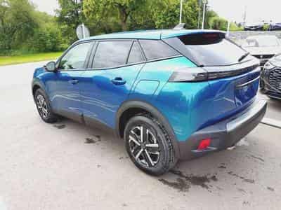 Peugeot 2008 Hybrid 145 Allure (2026) - Foto 3