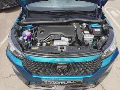Peugeot 2008 Hybrid 145 Allure (2026) - Foto 8