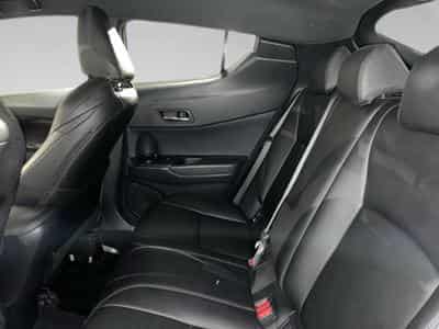 Toyota C-HR 2.0 VVT i-Hybrid C-Lub Bi-Tone E-CVT (2022) - Photo 11