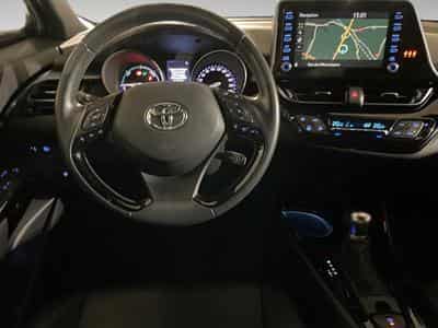 Toyota C-HR 2.0 VVT i-Hybrid C-Lub Bi-Tone E-CVT (2022) - Photo 6
