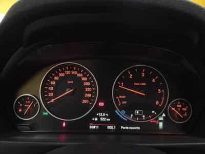 BMW 318 d Touring advantage 136CV (2018) - Photo 13