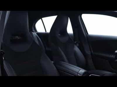 Mercedes A 180 d AMG Line 8g-DCT (2024) - Photo 12