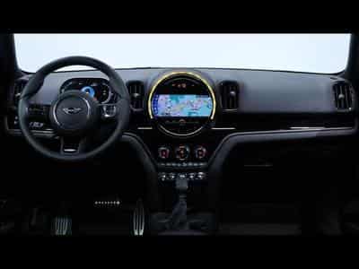 MINI Countryman 1.5 Cooper SE Steptronic (2023) - Photo 15
