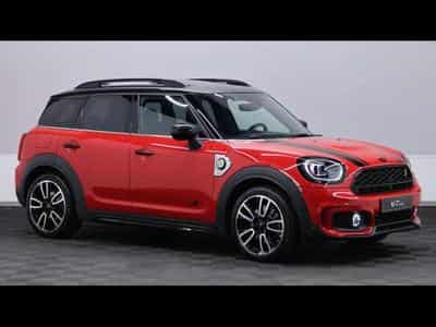 MINI Countryman 1.5 Cooper SE Steptronic (2023) - Photo 3