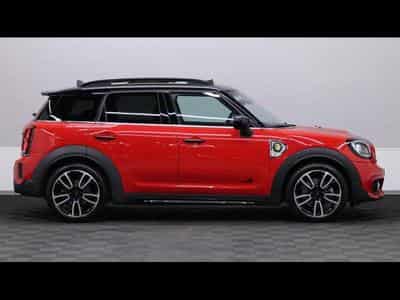 MINI Countryman 1.5 Cooper SE Steptronic (2023) - Photo 4