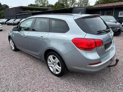 Opel Astra Astra J Sports Tourer 1.4 T Active *Navi*SHZ*Eu5 (2013) - Foto 6