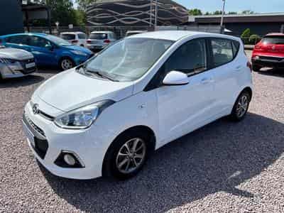 Hyundai i10 i10 YES! *LED*SHZ*Bluetooth*MFL*Tempomat*Euro6* (2015) - Foto 1