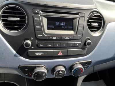 Hyundai i10 i10 YES! *LED*SHZ*Bluetooth*MFL*Tempomat*Euro6* (2015) - Foto 11
