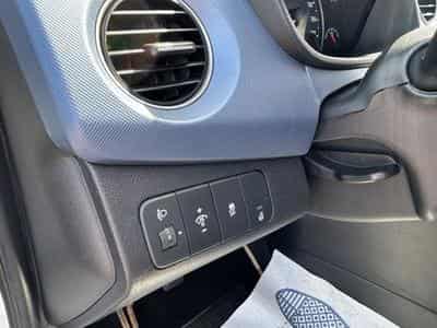 Hyundai i10 i10 YES! *LED*SHZ*Bluetooth*MFL*Tempomat*Euro6* (2015) - Foto 13