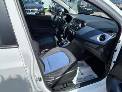 Hyundai i10 i10 YES! *LED*SHZ*Bluetooth*MFL*Tempomat*Euro6* (2015) - Foto 9
