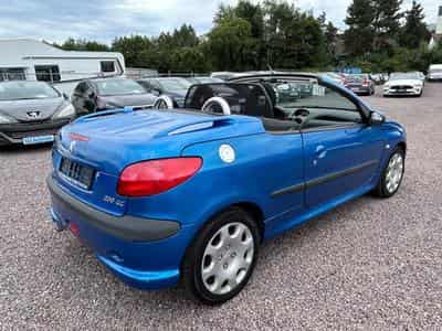 Peugeot 206 206 CC Sport 1.6 *Automatik* (2003) - Photo 4