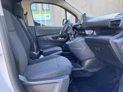 Peugeot Partner 1.5 BlueHdi 100cv Clim - PDC AR - Car Play - Tempomat (2026) - Photo 11