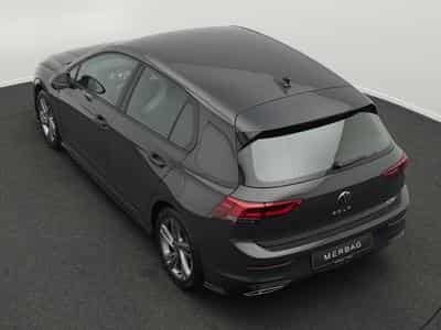 VW Golf VIII 1.5 eTSI R-Line (2024) - Photo 11