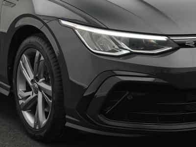 VW Golf VIII 1.5 eTSI R-Line (2024) - Photo 7