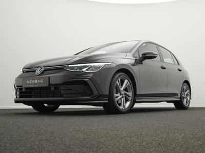 VW Golf VIII 1.5 eTSI R-Line (2024) - Photo 8