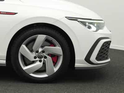 VW Golf VIII 2.0 TSI GTI (2024) - Photo 6