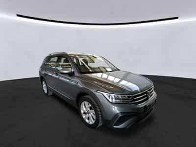 VW Tiguan Life 1.5 TSI 150 CV DSG7 *7 PLACES *ATTELAGE* *HAYON* (2025) - Foto 3